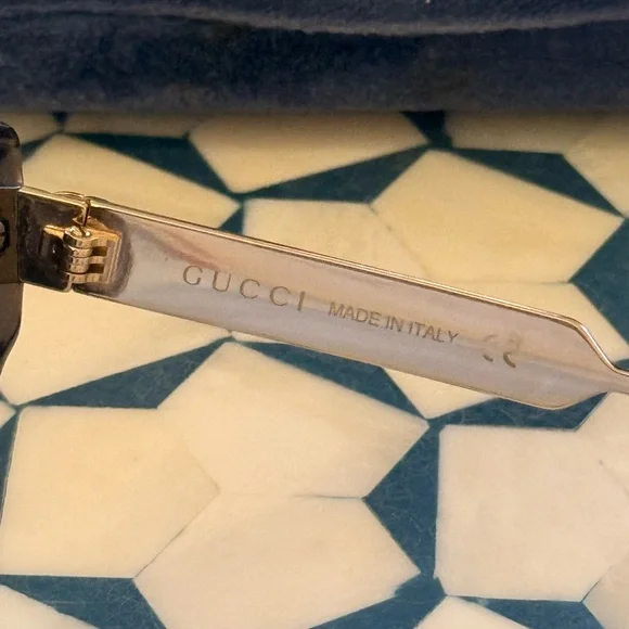 Gucci Brown square Sunglasses with Red and blue Accents glitter
